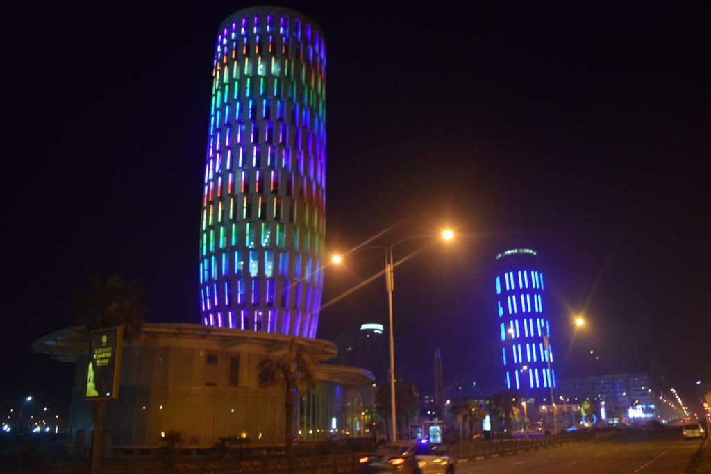 Orbi Sea Towers Apart Hotel Batumi Exteriör bild